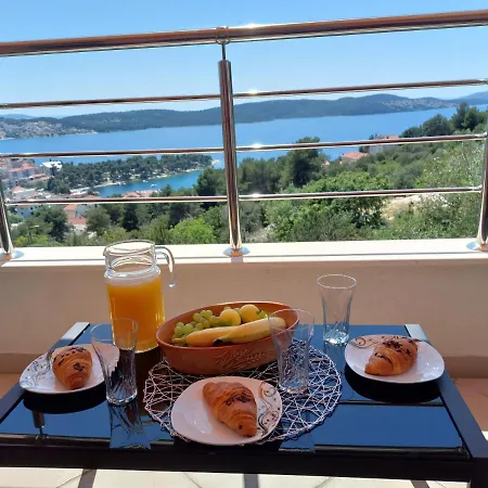 Zunabovic Apartment Trogir